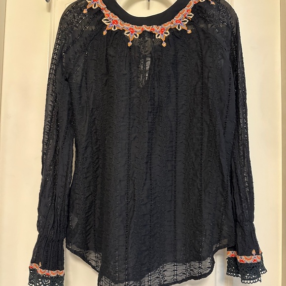 Johnny Was Embroidered Long Sleeve Black Blouse Size XS - Picture 6 of 16